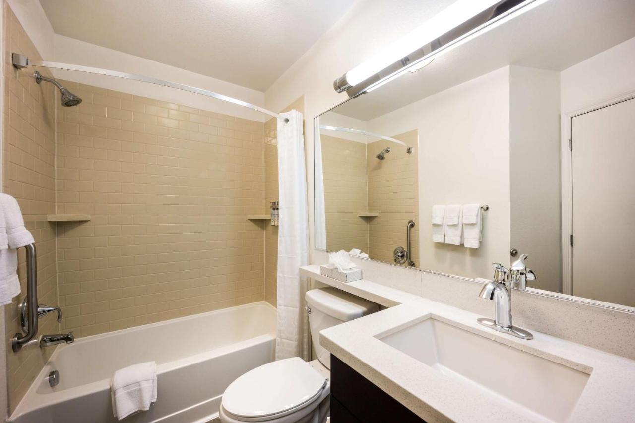 Sonesta Simply Suites St Louis Earth City Екстер'єр фото