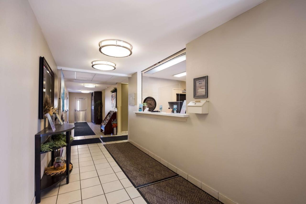 Sonesta Simply Suites St Louis Earth City Екстер'єр фото